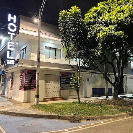 Hotel De Leon Estadio Medellín Eksteriør billede