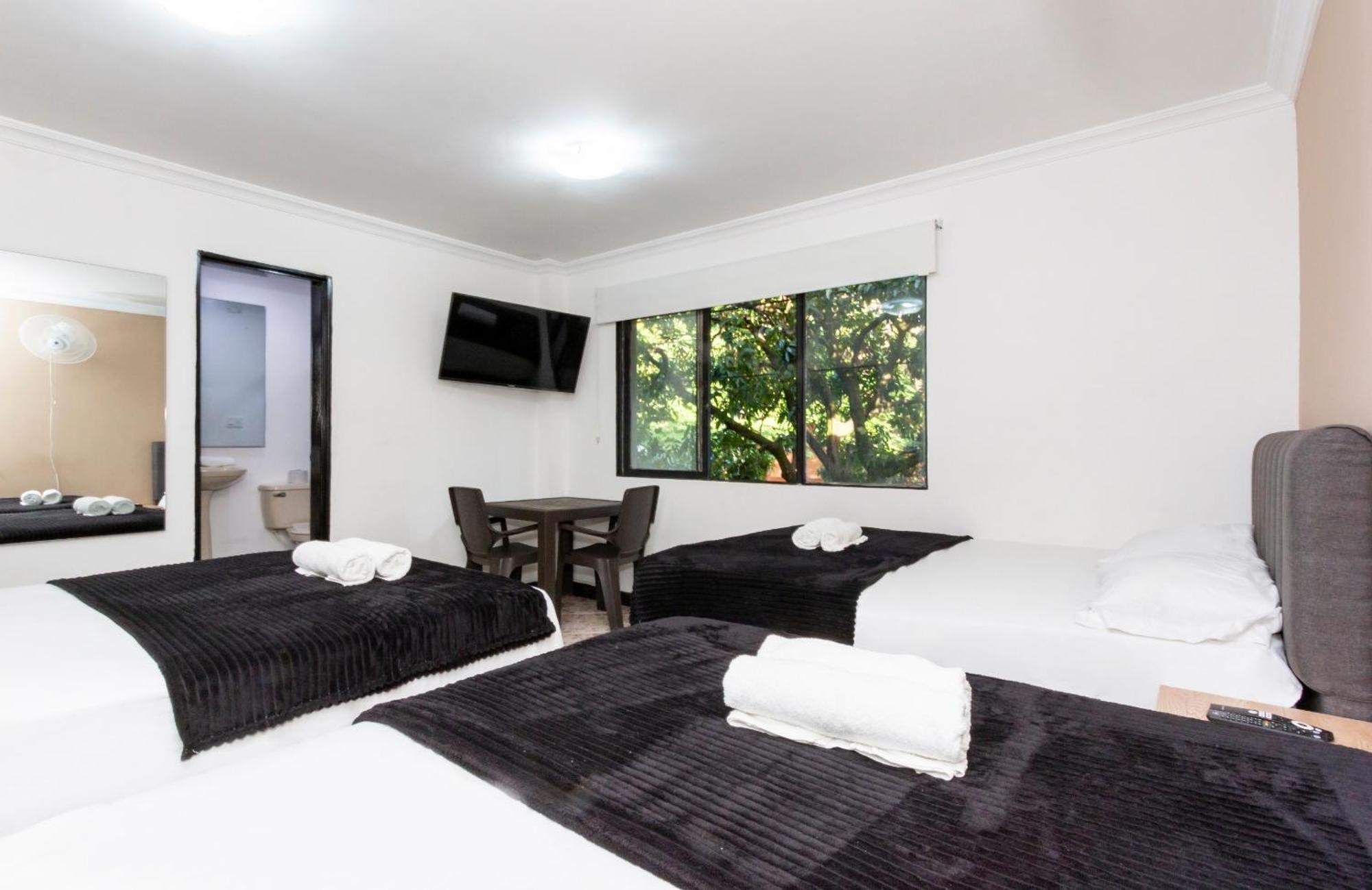 Hotel De Leon Estadio Medellín Eksteriør billede