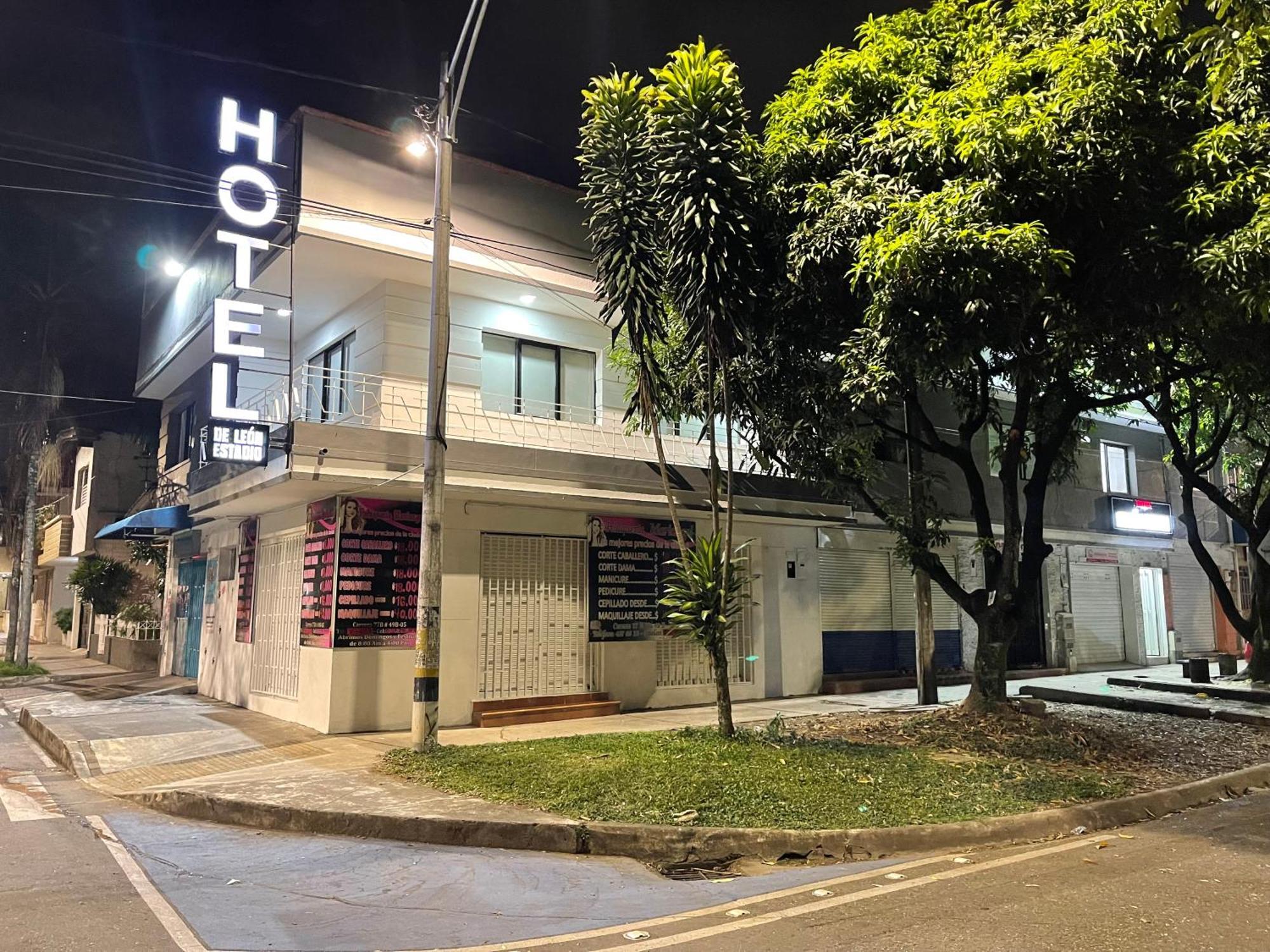 Hotel De Leon Estadio Medellín Eksteriør billede