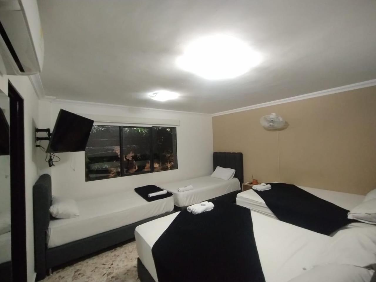 Hotel De Leon Estadio Medellín Eksteriør billede