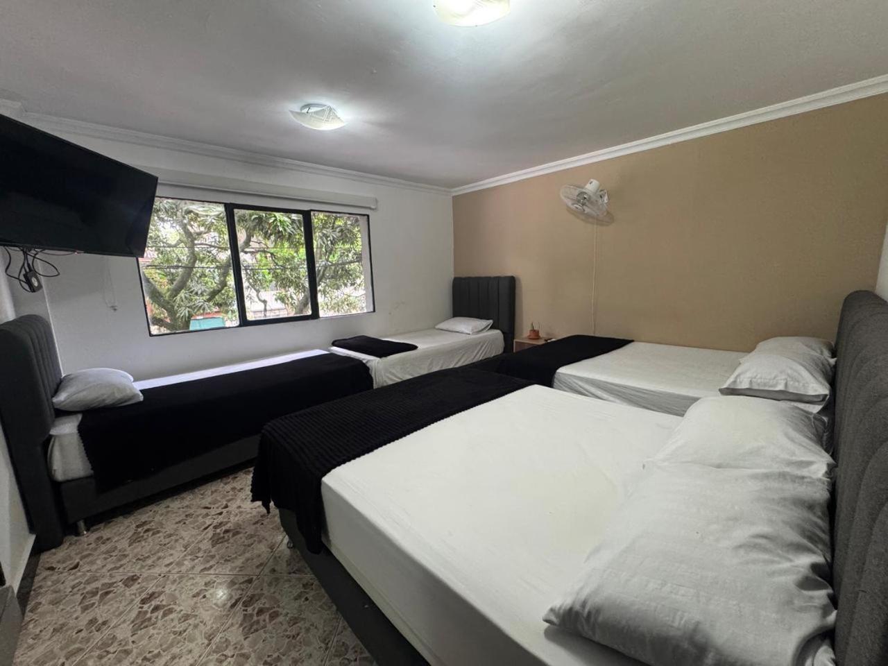 Hotel De Leon Estadio Medellín Eksteriør billede